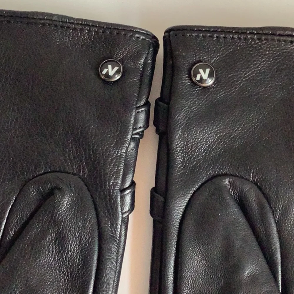 NWOT NAPO Stud Black Leather Gloves Touchscreen Compatible